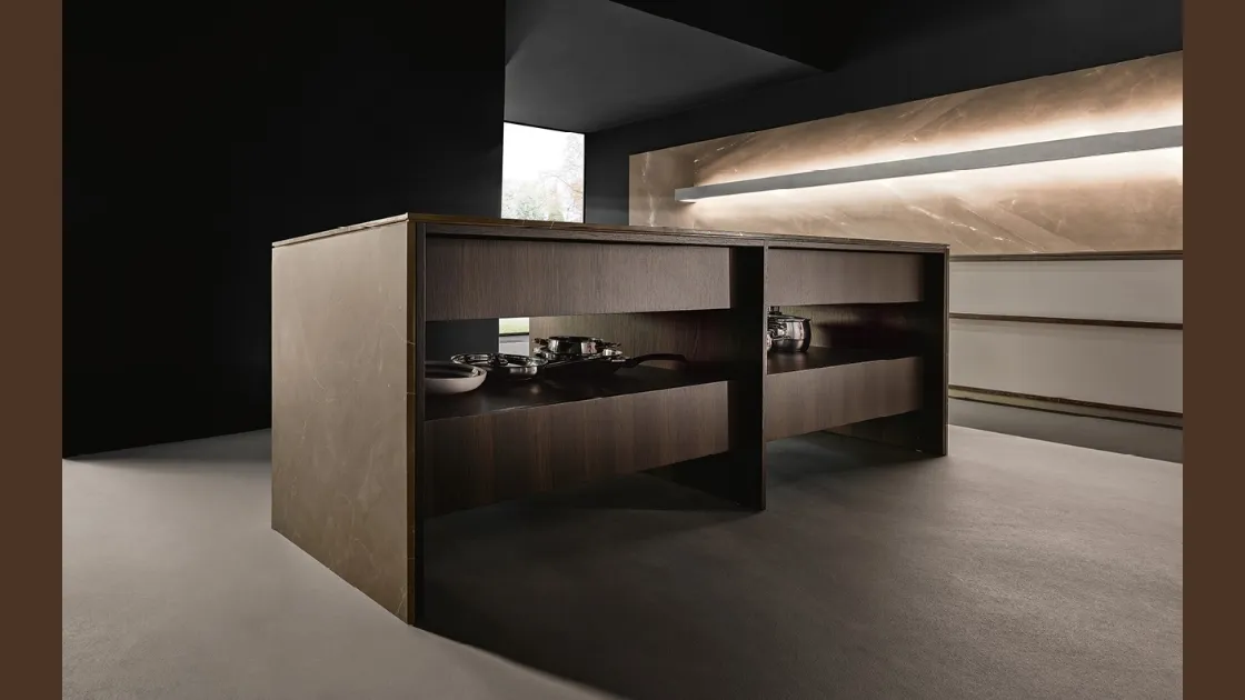 Cucina Design con isola KTable in legno di rovere e pietra di Maistri