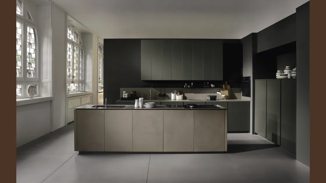 Cucina Design con isola Viva in laccato di Maistri